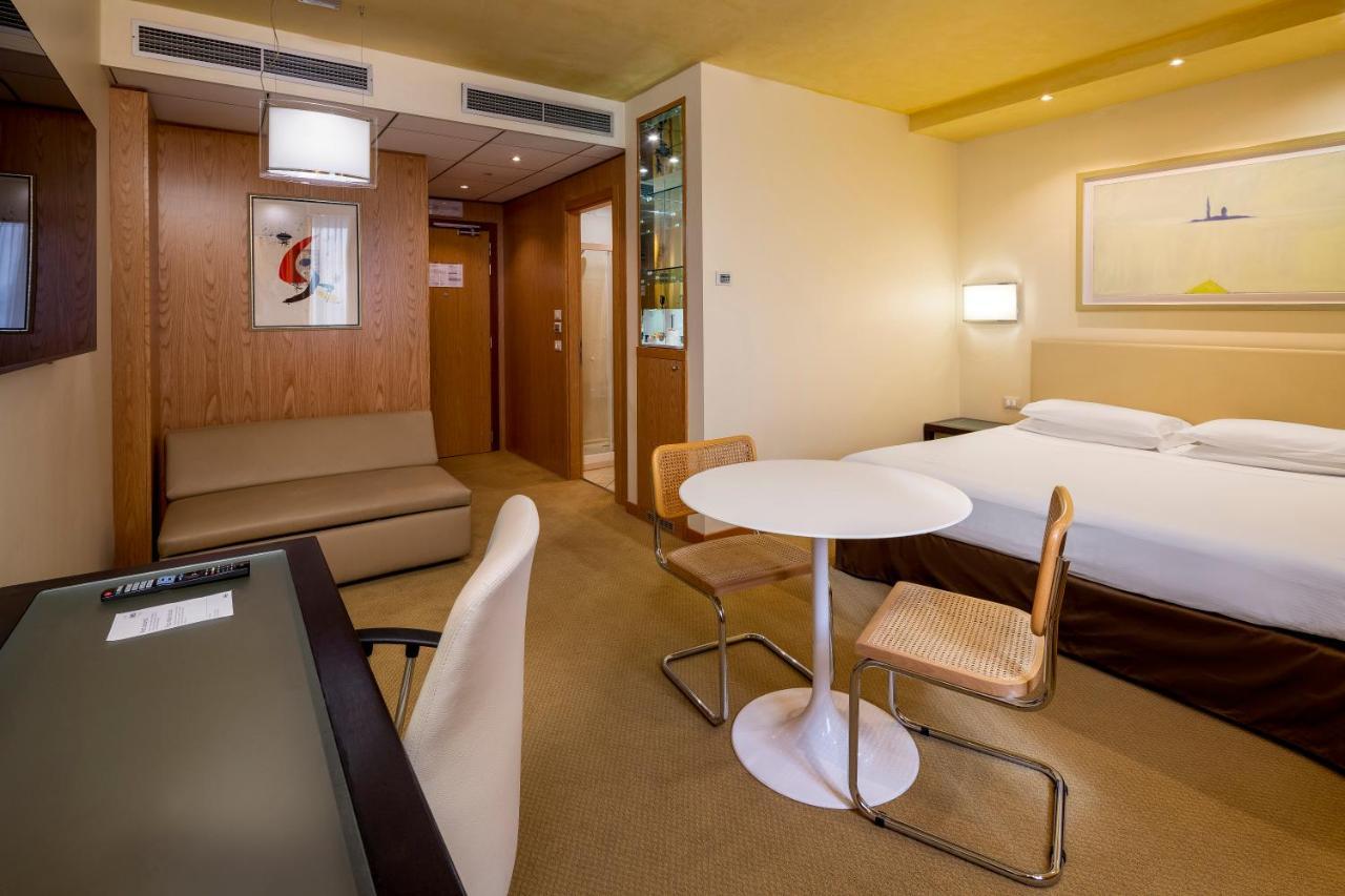 Crowne Plaza Padova By Ihg Hotel Ngoại thất bức ảnh