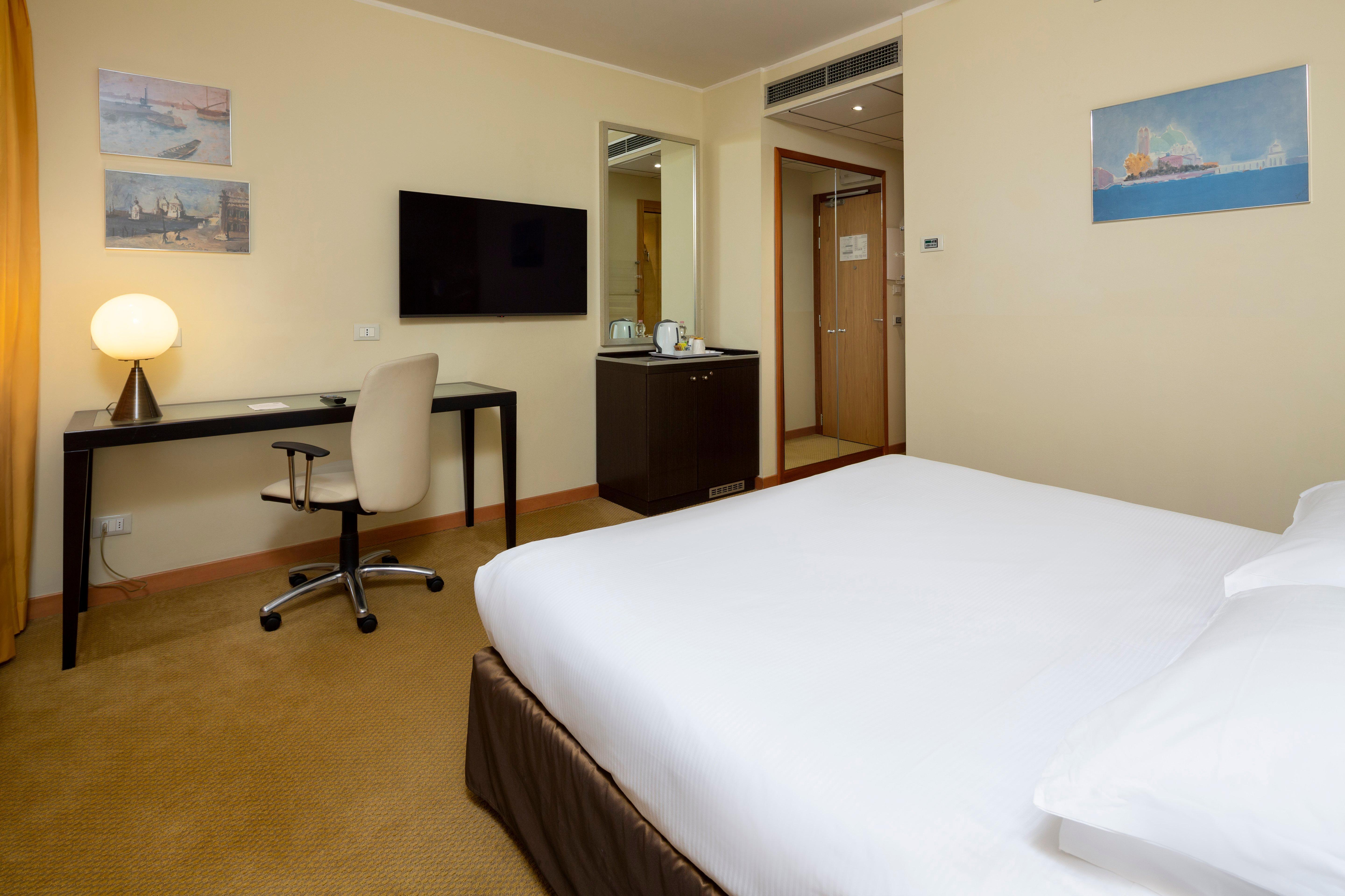 Crowne Plaza Padova By Ihg Hotel Ngoại thất bức ảnh