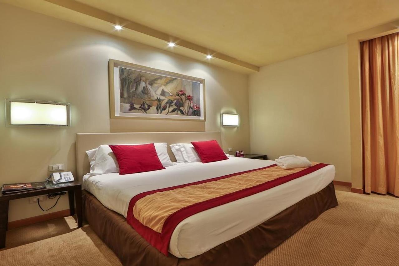 Crowne Plaza Padova By Ihg Hotel Ngoại thất bức ảnh