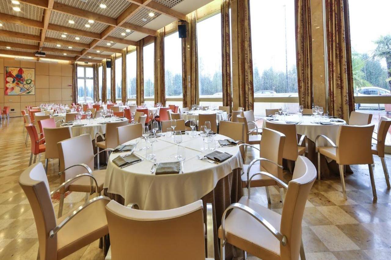 Crowne Plaza Padova By Ihg Hotel Ngoại thất bức ảnh