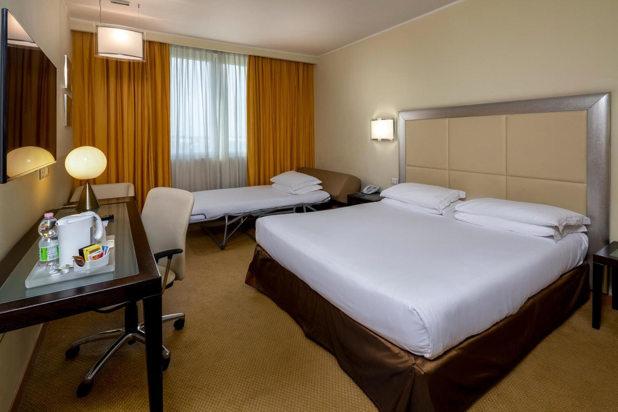 Crowne Plaza Padova By Ihg Hotel Ngoại thất bức ảnh